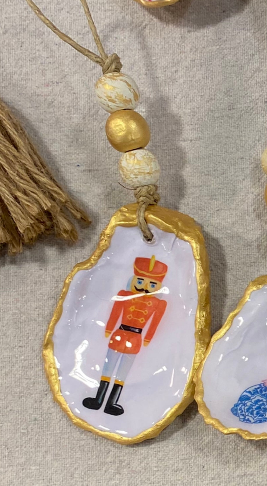 Nutcracker 2024 Oyster Ornament Set