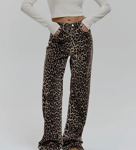Leopard Print Wide-Leg Pant