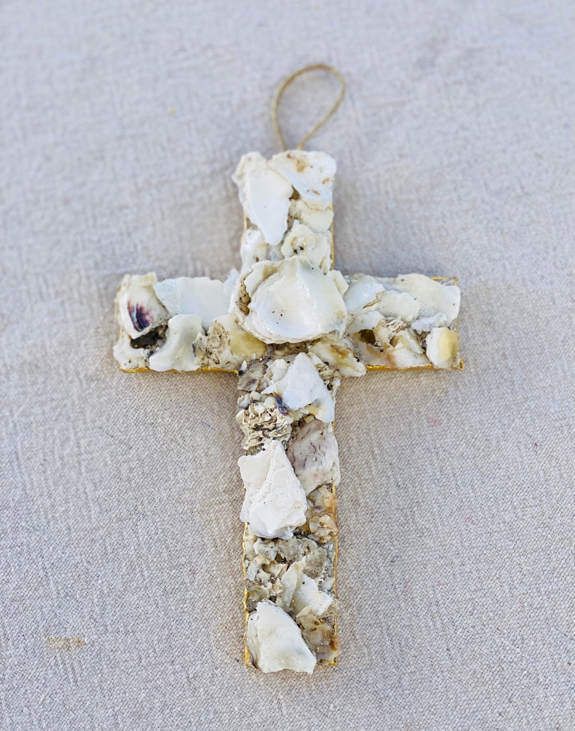 Cross Crush Oyster Ornament